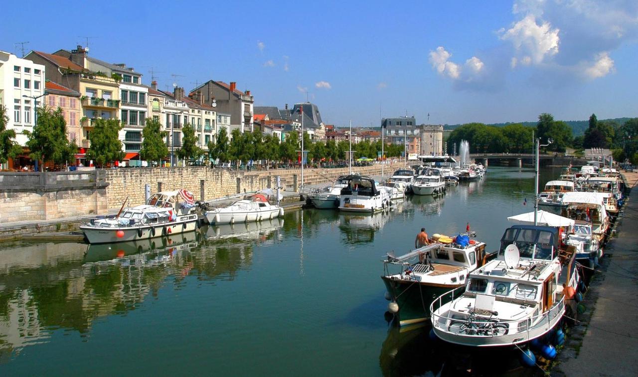 Апартаменты Chambre Tout Equipee Lacroix-sur-Meuse Экстерьер фото
